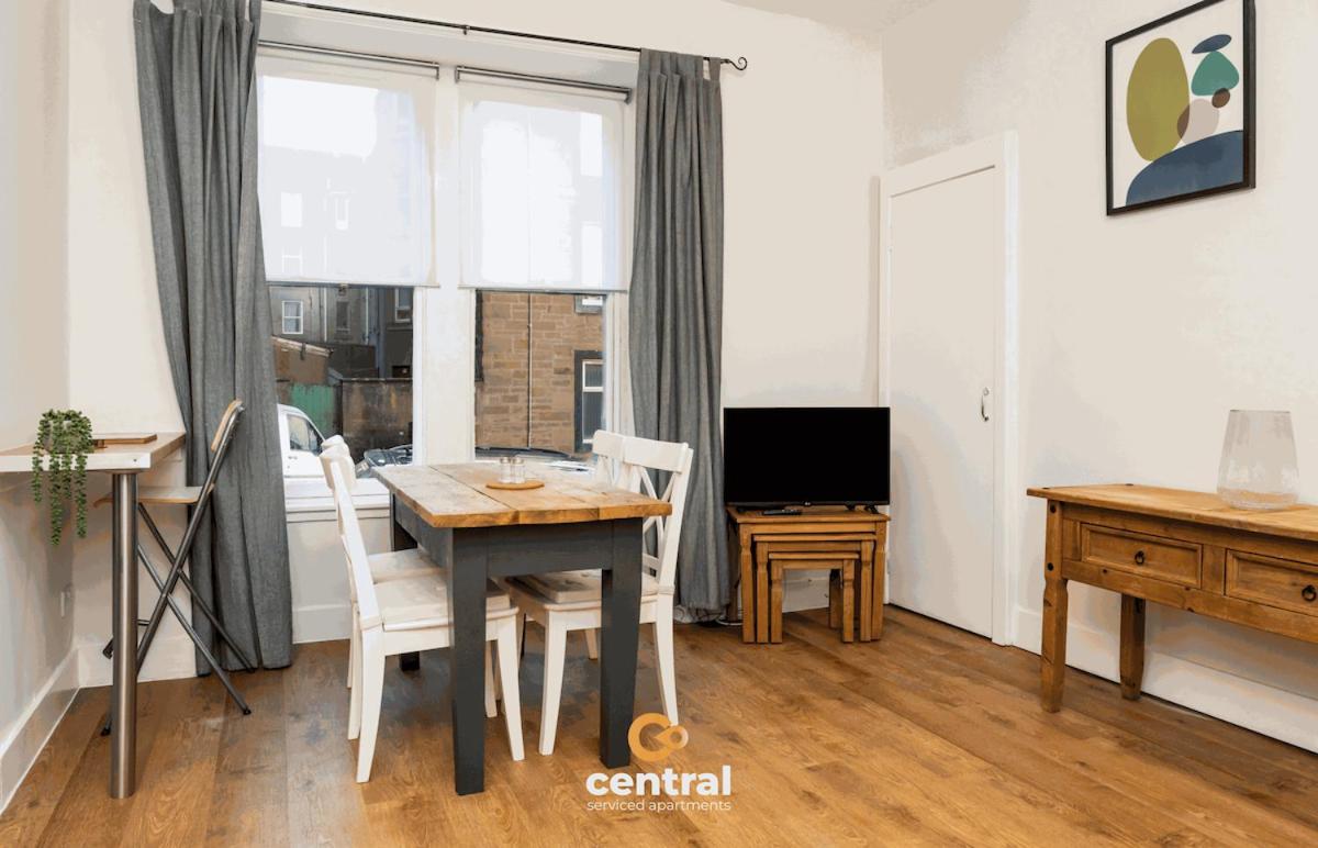 Central Serviced Apartments - 2 Bedrooms - Modern - Unique Touches - Free Street Parking - Fully Equipped - Close To City Centre - Short & Long Term Stays Available Дънди Екстериор снимка